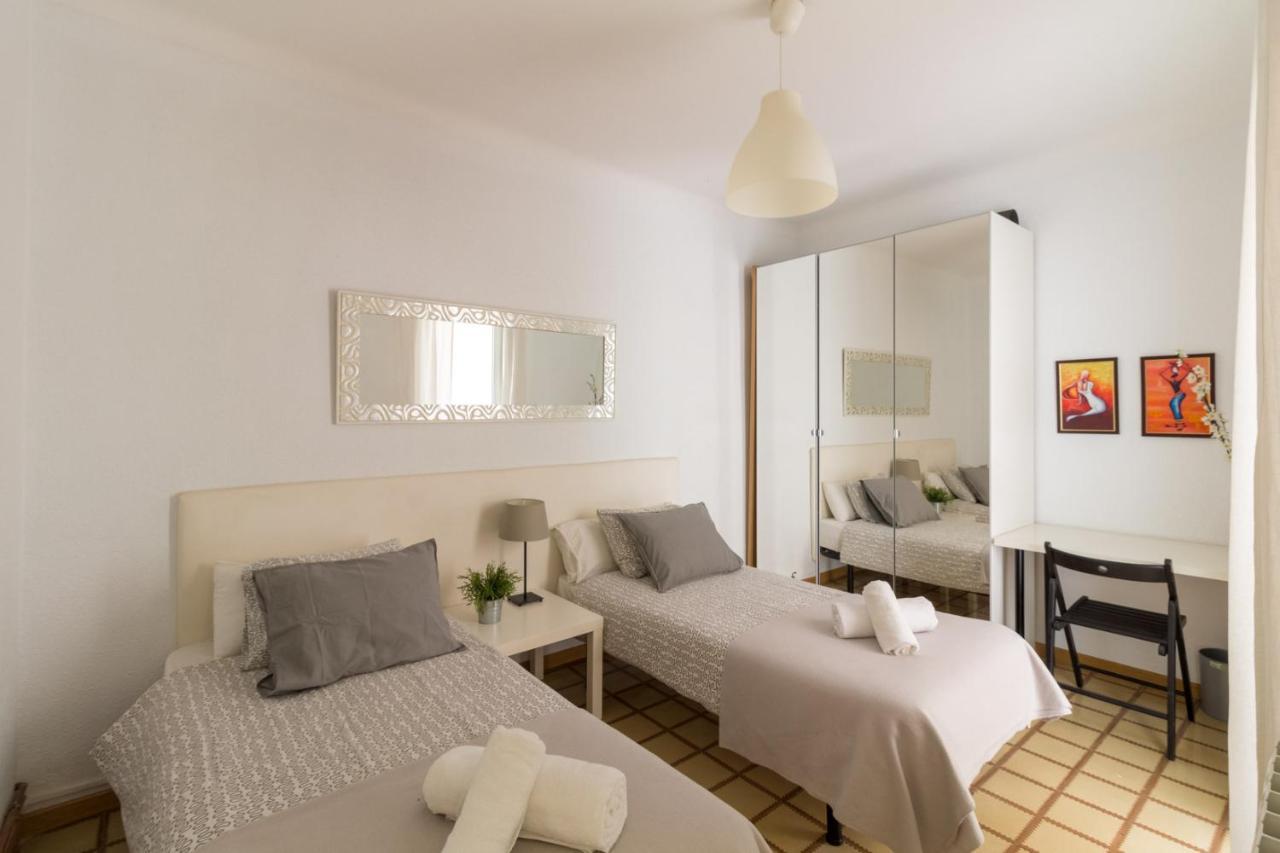 Rentbcn City Center Apartment バルセロナ エクステリア 写真